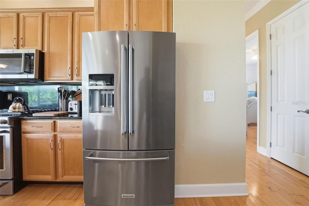 En Venta: $1,150,000 (4 camas, 4 baños, 4200 Pies cuadrados)