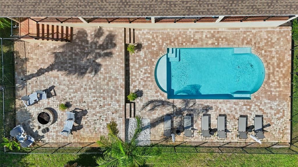 En Venta: $1,150,000 (4 camas, 4 baños, 4200 Pies cuadrados)