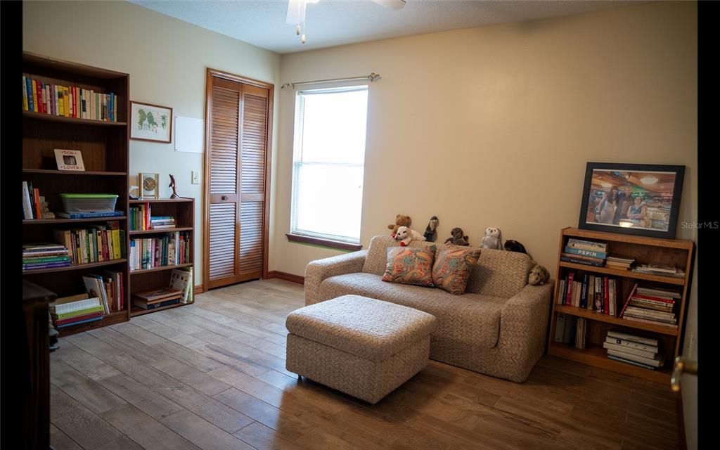 En Venta: $359,900 (3 camas, 2 baños, 1893 Pies cuadrados)