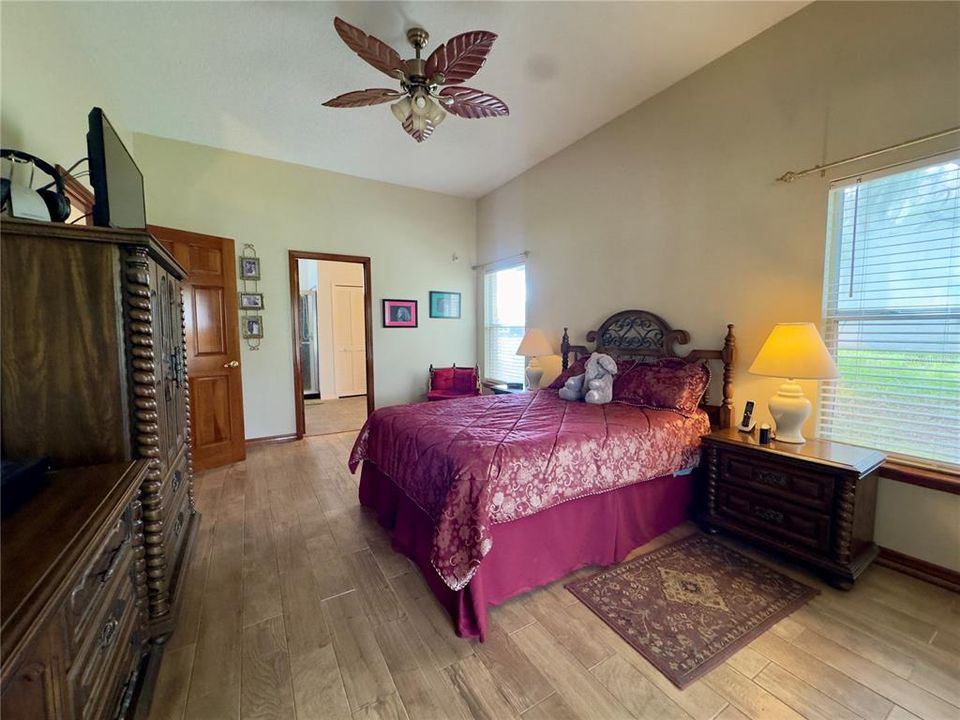 En Venta: $359,900 (3 camas, 2 baños, 1893 Pies cuadrados)