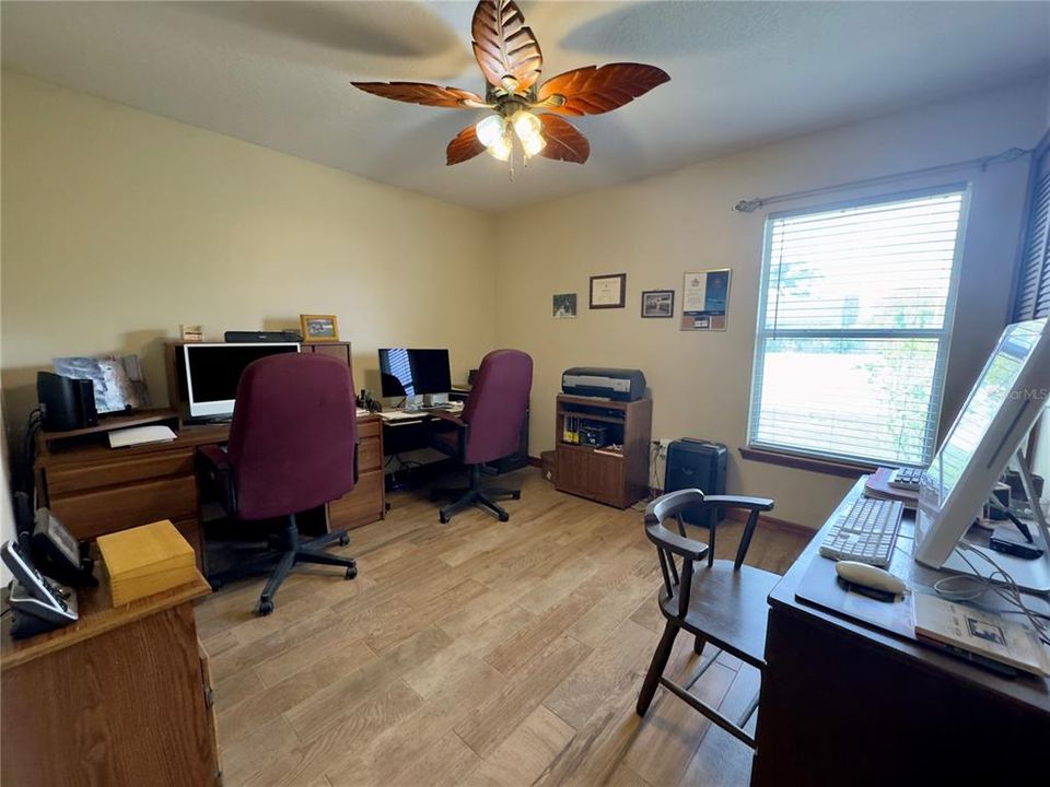 En Venta: $359,900 (3 camas, 2 baños, 1893 Pies cuadrados)