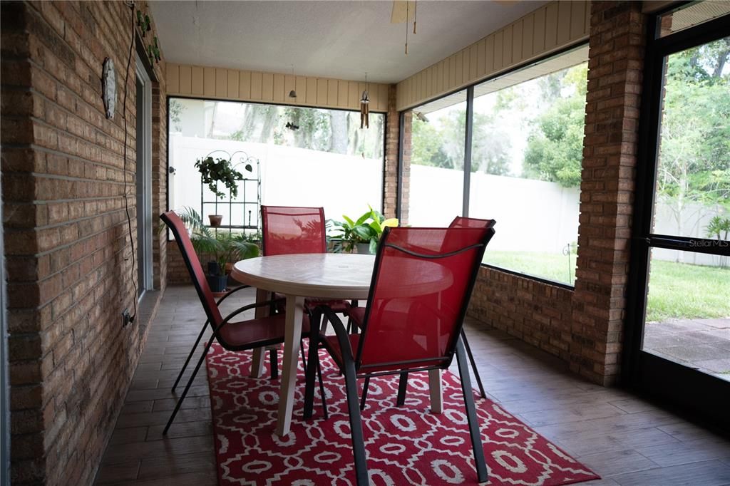 En Venta: $359,900 (3 camas, 2 baños, 1893 Pies cuadrados)