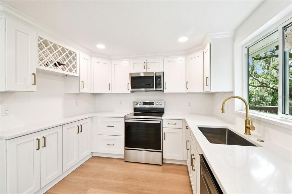 待售: $499,000 (3 贝兹, 2 浴室, 1700 平方英尺)