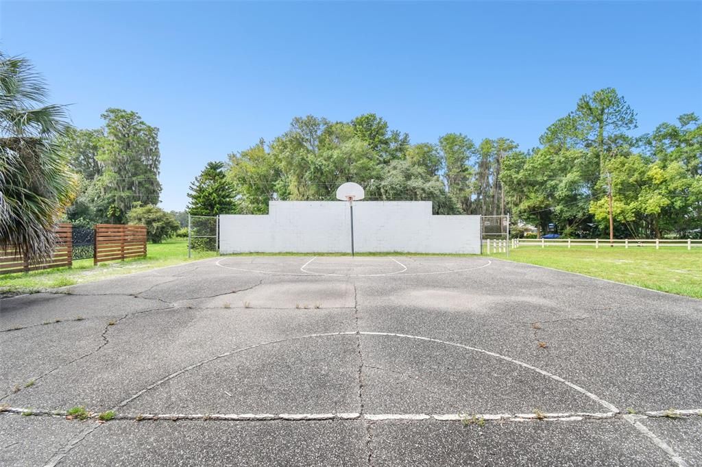 待售: $499,000 (3 贝兹, 2 浴室, 1700 平方英尺)