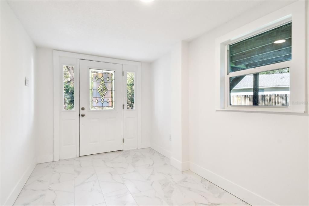 待售: $499,000 (3 贝兹, 2 浴室, 1700 平方英尺)