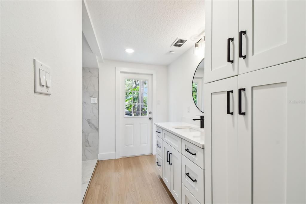 待售: $499,000 (3 贝兹, 2 浴室, 1700 平方英尺)