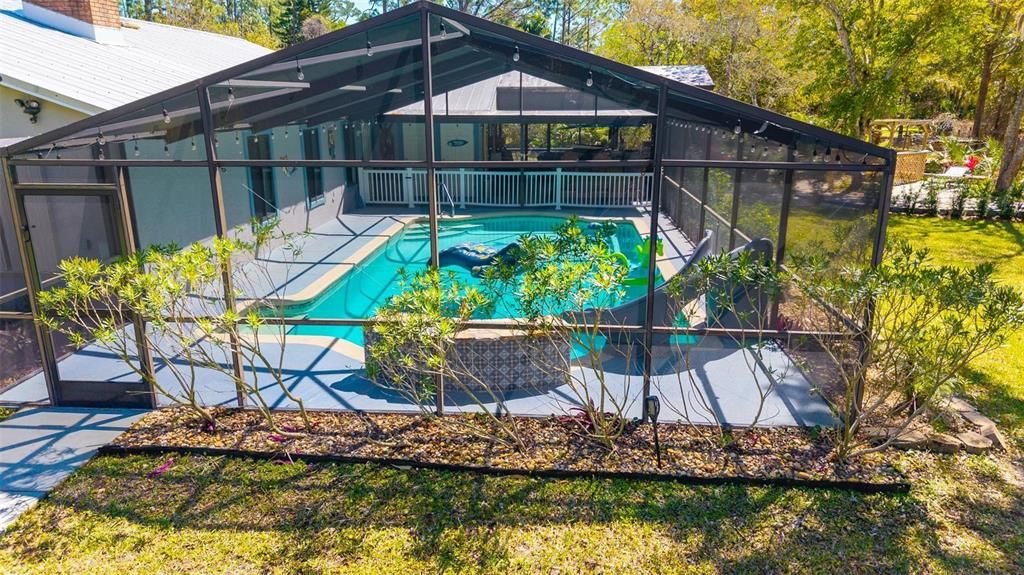 Activo con contrato: $849,000 (4 camas, 2 baños, 3052 Pies cuadrados)