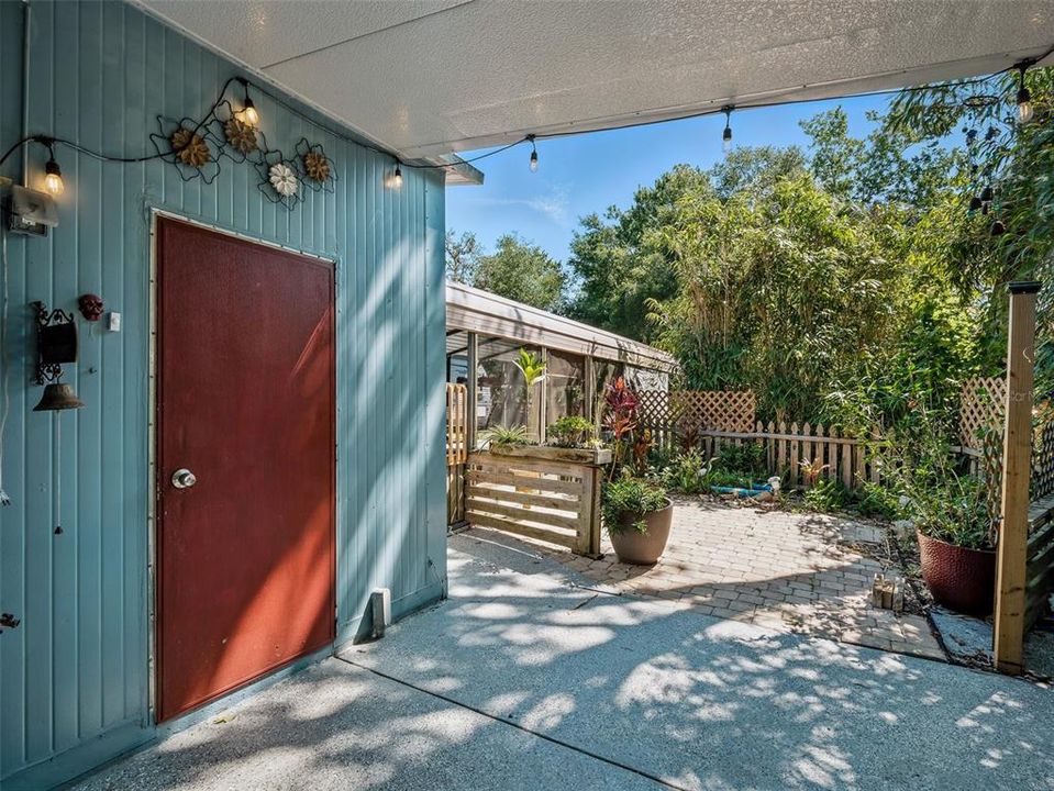 Activo con contrato: $849,000 (4 camas, 2 baños, 3052 Pies cuadrados)