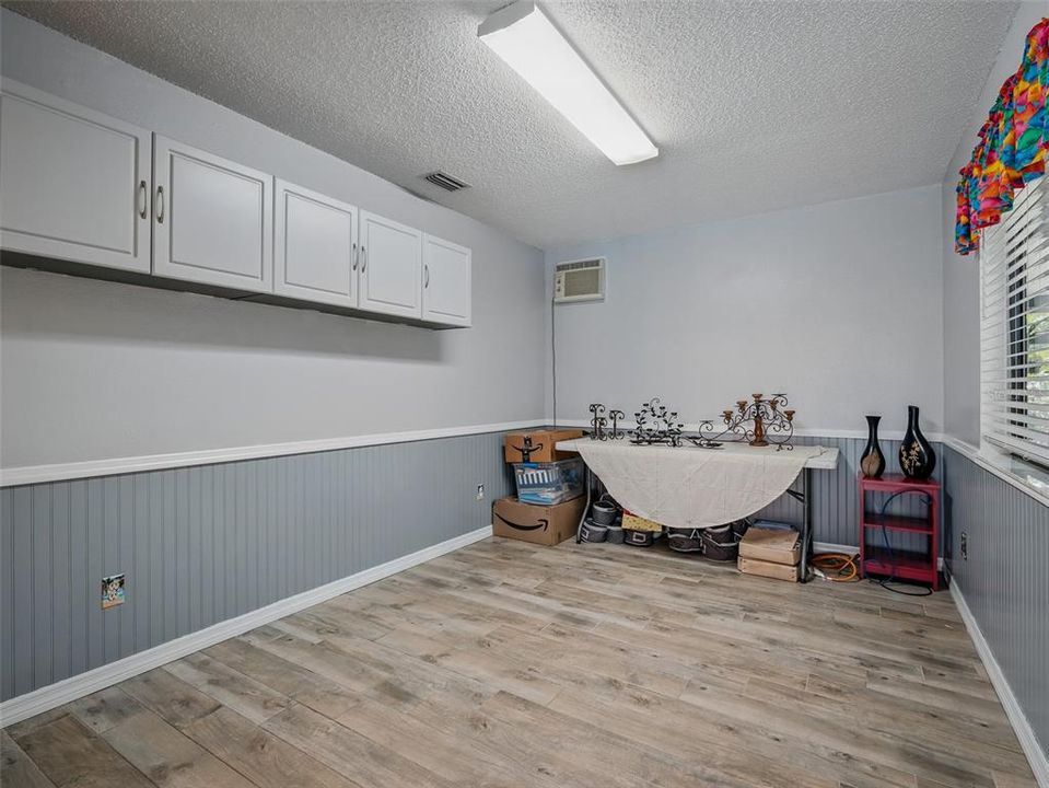 Activo con contrato: $849,000 (4 camas, 2 baños, 3052 Pies cuadrados)