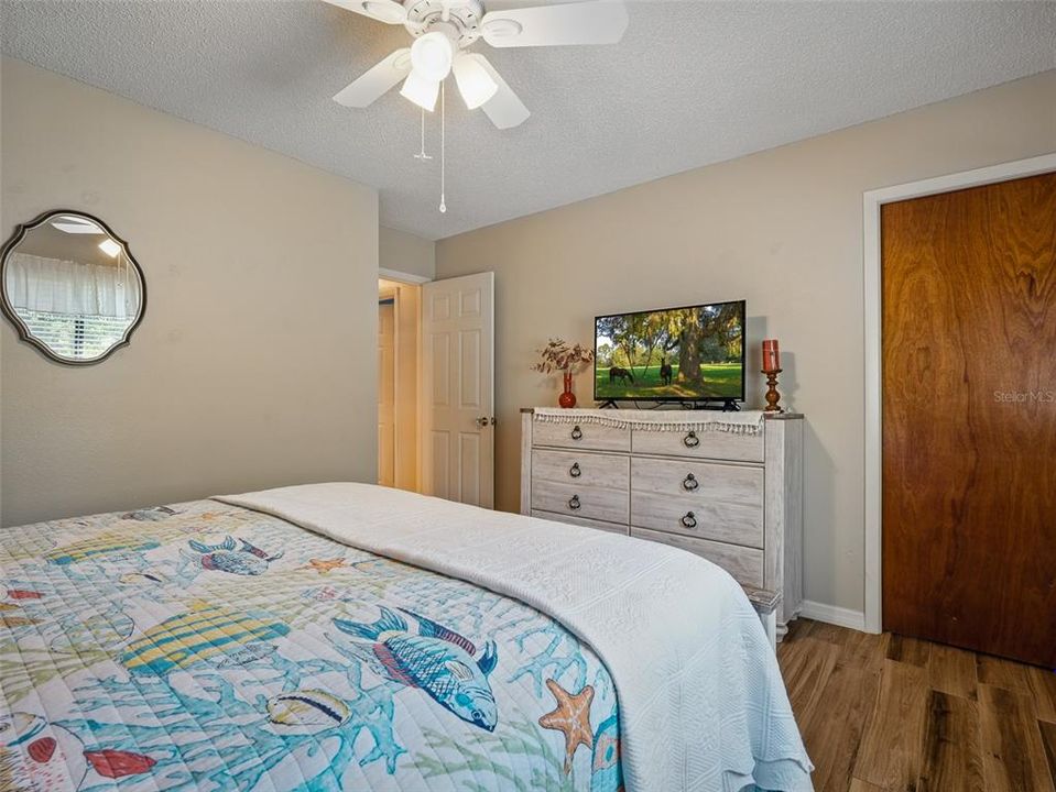 Activo con contrato: $849,000 (4 camas, 2 baños, 3052 Pies cuadrados)