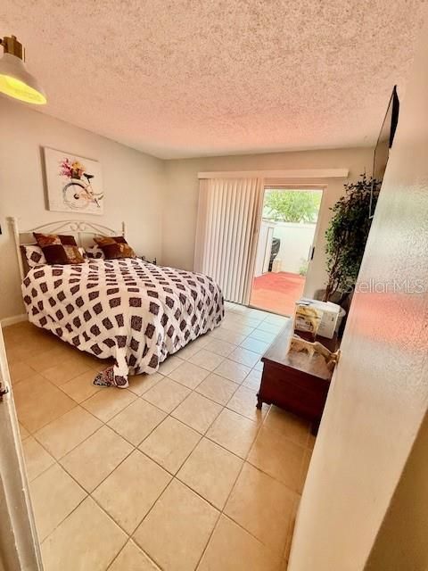 For Sale: $239,900 (3 beds, 2 baths, 1256 Square Feet)