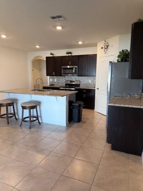 For Rent: $2,600 (4 beds, 2 baths, 1846 Square Feet)