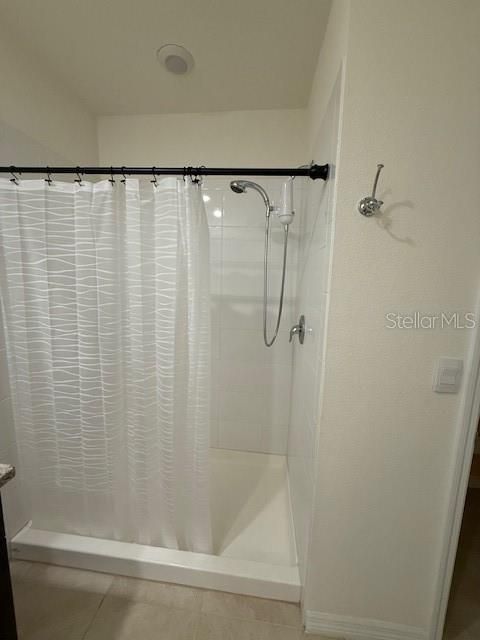 For Rent: $2,600 (4 beds, 2 baths, 1846 Square Feet)