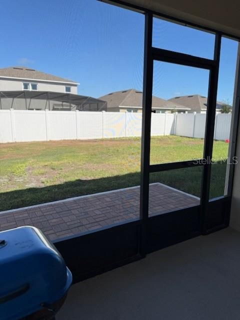 For Rent: $2,600 (4 beds, 2 baths, 1846 Square Feet)