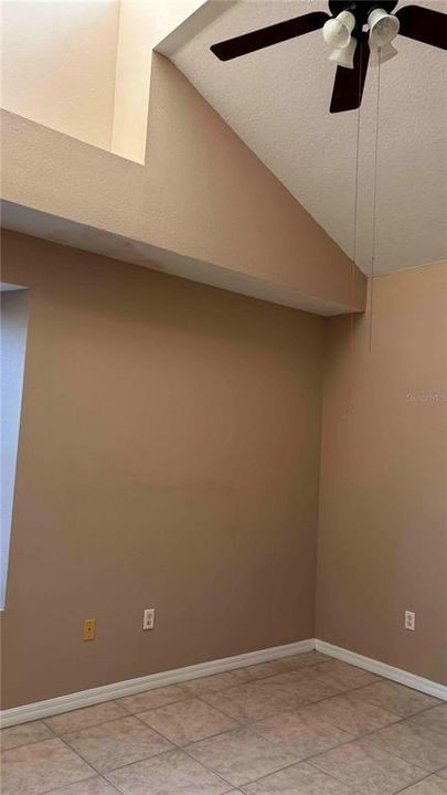 В аренду: $2,399 (3 спален, 3 ванн, 1633 Квадратных фут)