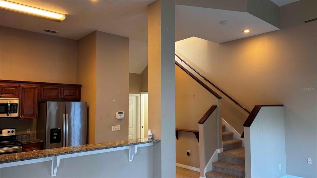 В аренду: $2,399 (3 спален, 3 ванн, 1633 Квадратных фут)