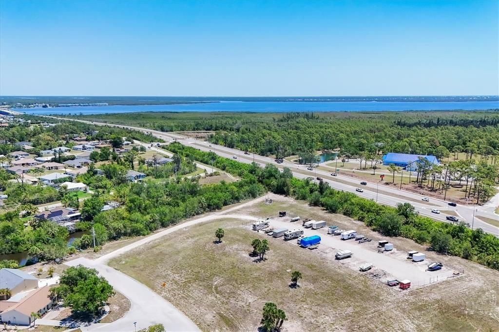 For Sale: $250,000 (3 beds, 3 baths, 1166 Square Feet)