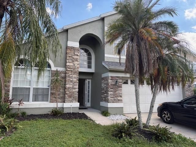 For Rent: $2,300 (4 beds, 2 baths, 2420 Square Feet)