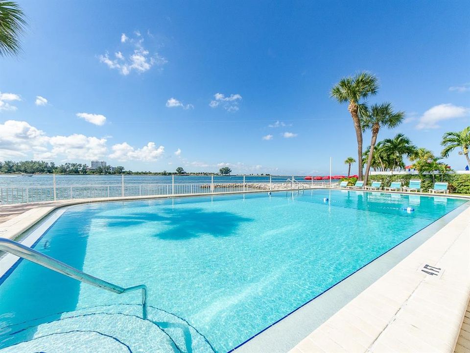 For Rent: $5,500 (2 beds, 2 baths, 1409 Square Feet)