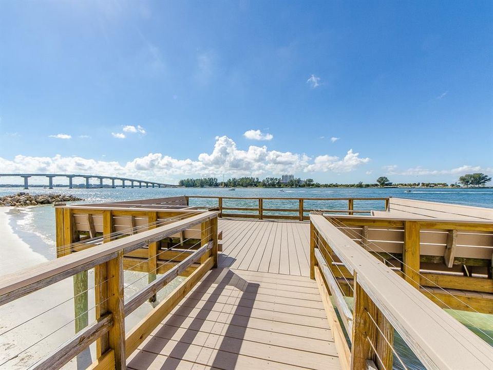 For Rent: $5,500 (2 beds, 2 baths, 1409 Square Feet)