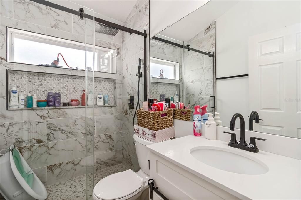 待售: $489,900 (5 贝兹, 2 浴室, 2059 平方英尺)