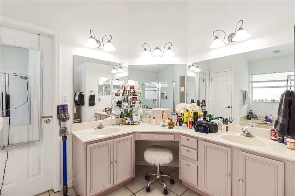 待售: $489,900 (5 贝兹, 2 浴室, 2059 平方英尺)