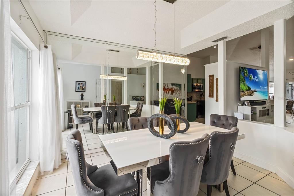 待售: $489,900 (5 贝兹, 2 浴室, 2059 平方英尺)