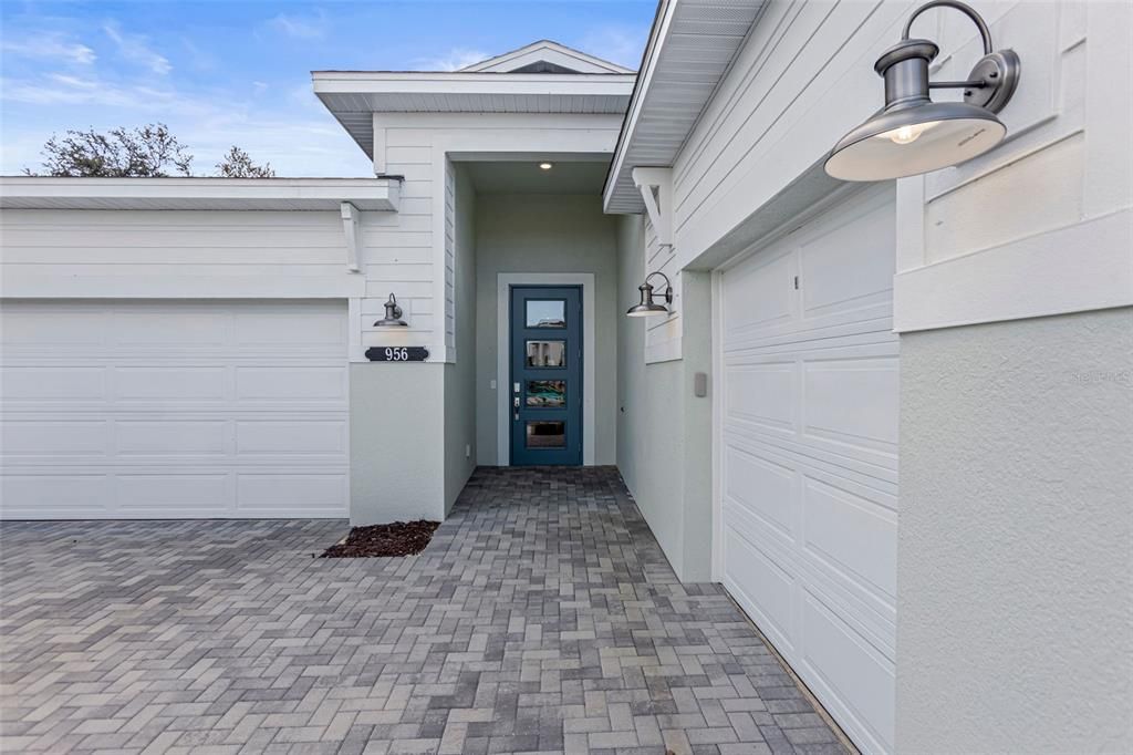 For Sale: $739,990 (3 beds, 3 baths, 2776 Square Feet)