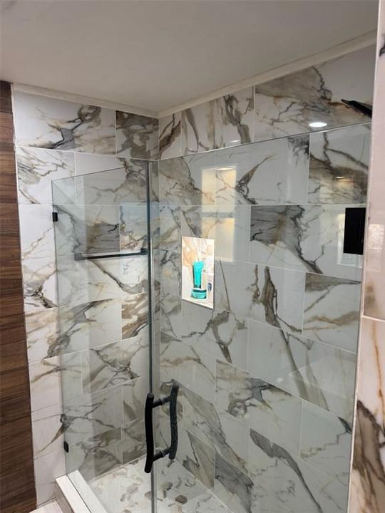 待售: $750,000 (5 贝兹, 0 浴室, 1598 平方英尺)