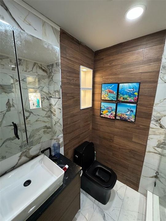 待售: $750,000 (5 贝兹, 0 浴室, 1598 平方英尺)