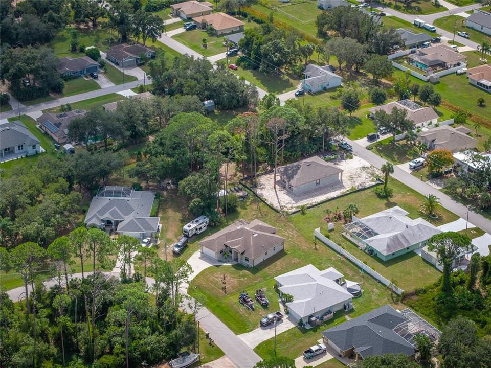 For Sale: $419,900 (4 beds, 2 baths, 1841 Square Feet)