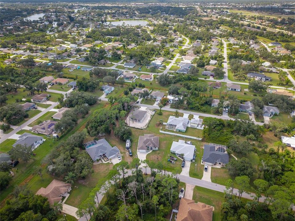 For Sale: $419,900 (4 beds, 2 baths, 1841 Square Feet)