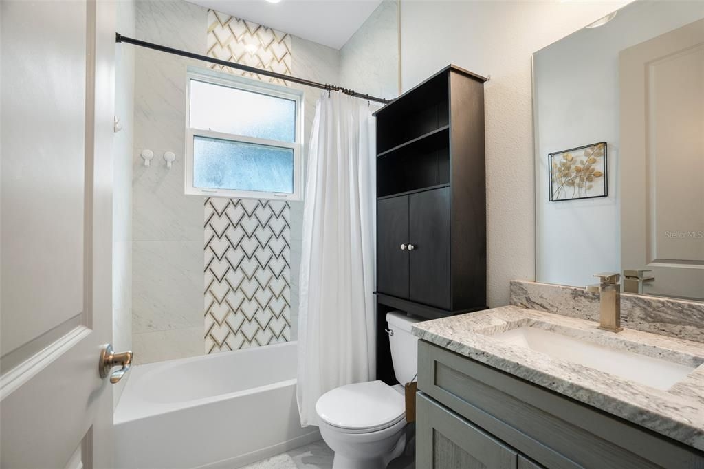 For Sale: $419,900 (4 beds, 2 baths, 1841 Square Feet)