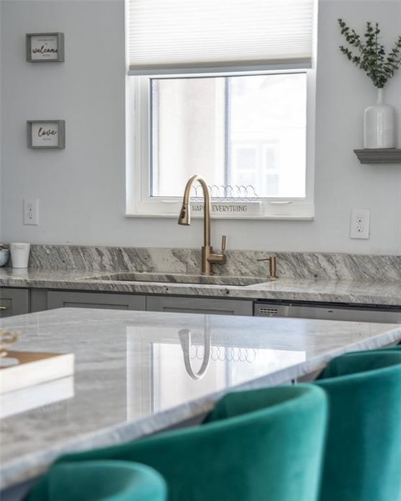 For Sale: $419,900 (4 beds, 2 baths, 1841 Square Feet)