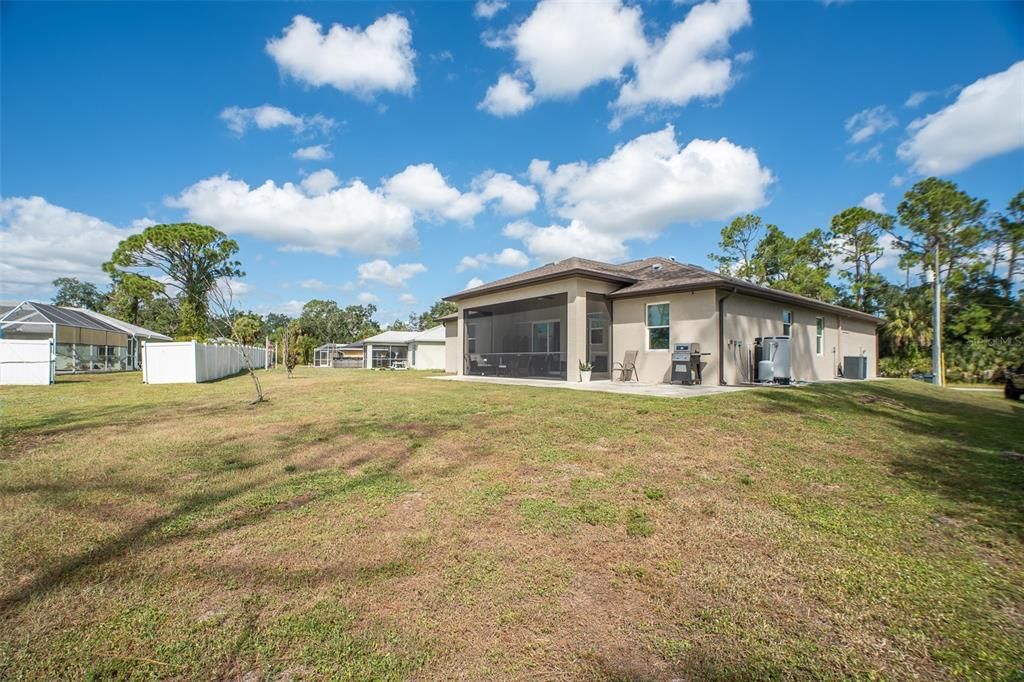 For Sale: $419,900 (4 beds, 2 baths, 1841 Square Feet)