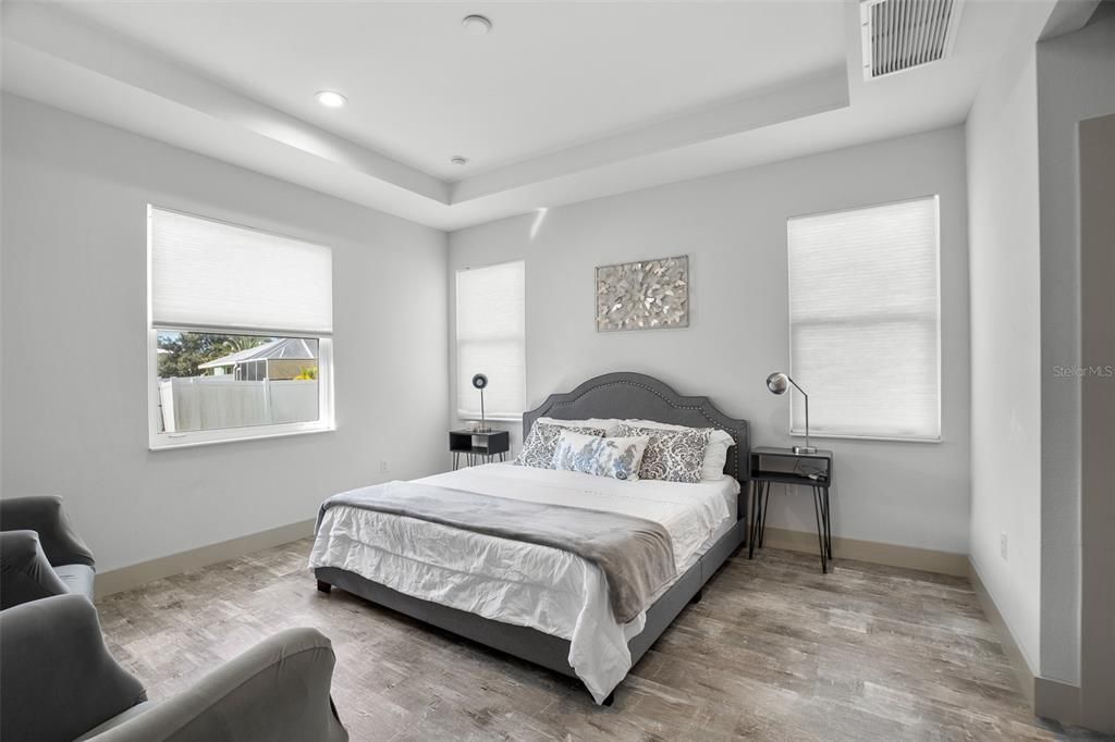 For Sale: $419,900 (4 beds, 2 baths, 1841 Square Feet)