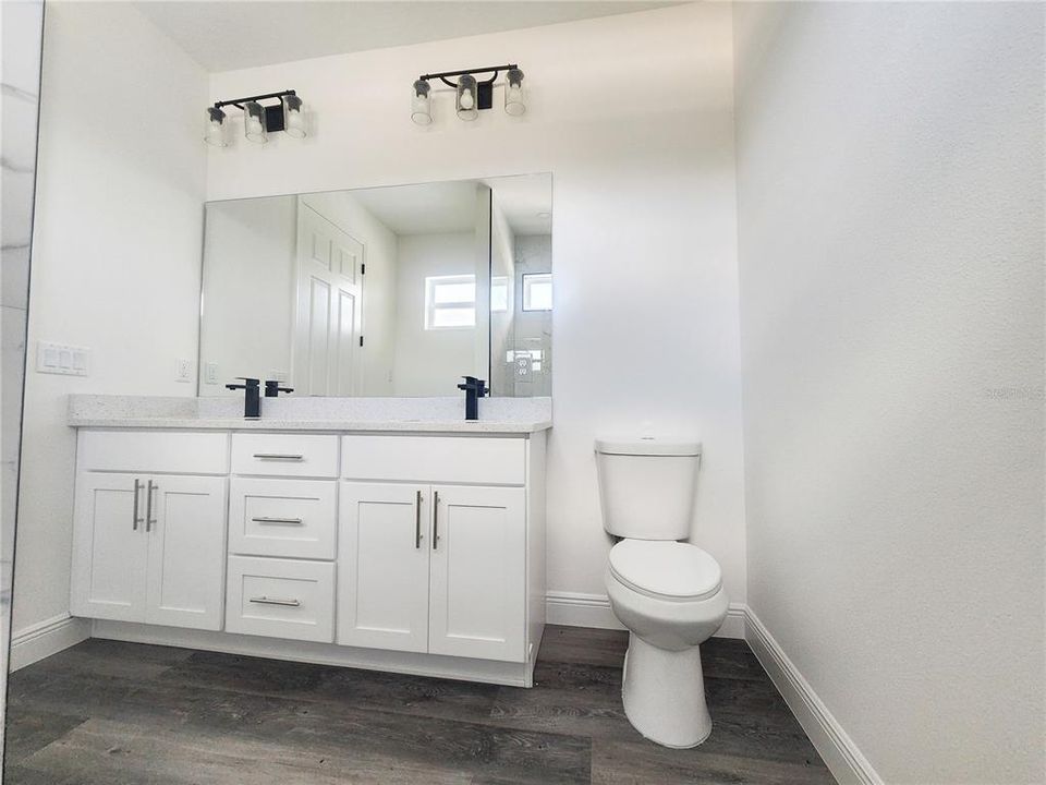 待售: $407,000 (4 贝兹, 2 浴室, 1706 平方英尺)