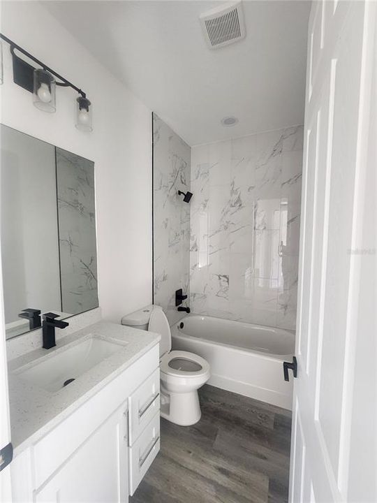 待售: $407,000 (4 贝兹, 2 浴室, 1706 平方英尺)