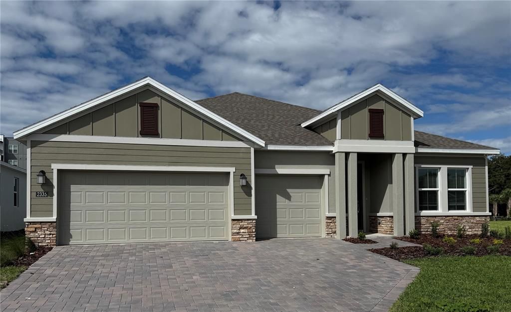 Недавно продано: $509,704 (4 спален, 2 ванн, 2532 Квадратных фут)