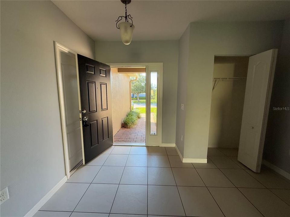 出租: $1,995 (3 贝兹, 2 浴室, 1665 平方英尺)