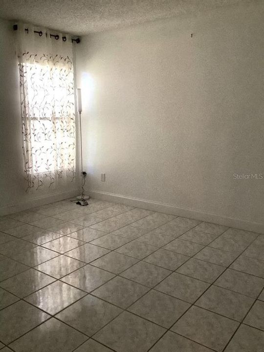 出租: $1,550 (2 贝兹, 2 浴室, 938 平方英尺)