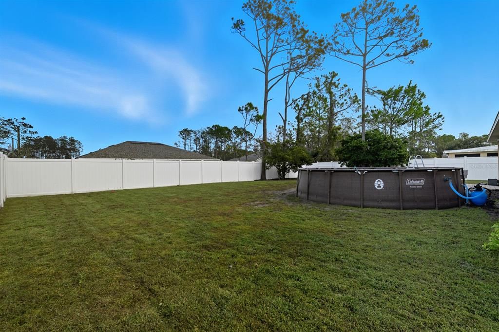 For Sale: $324,000 (3 beds, 2 baths, 1376 Square Feet)