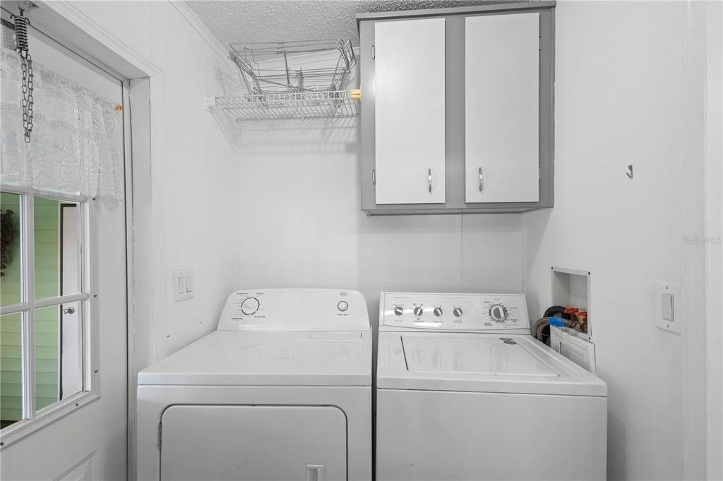 For Sale: $168,000 (2 beds, 2 baths, 1066 Square Feet)