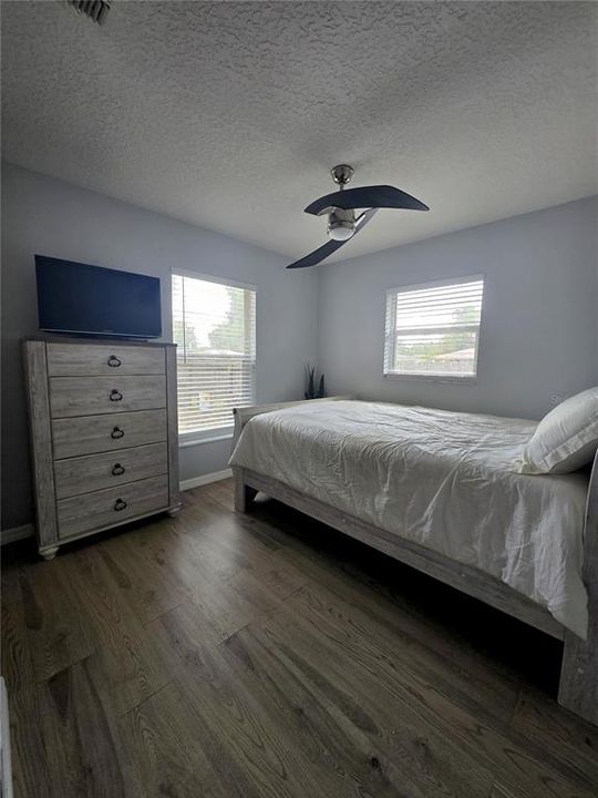 For Sale: $279,900 (3 beds, 2 baths, 1105 Square Feet)