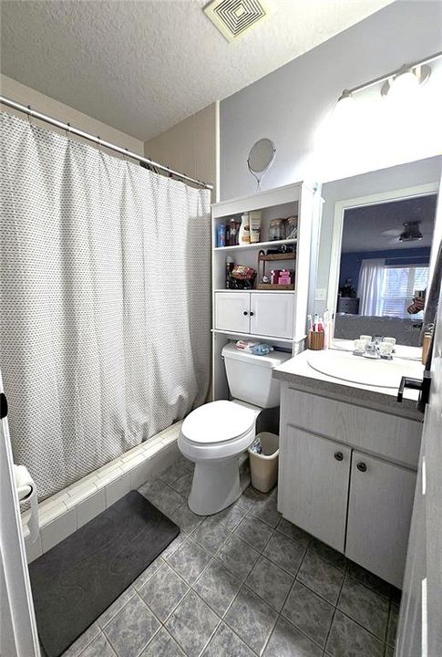 For Sale: $279,900 (3 beds, 2 baths, 1105 Square Feet)