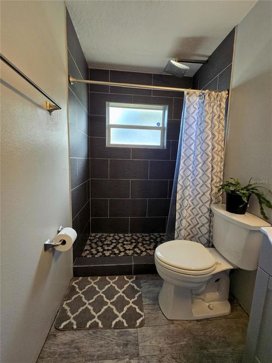 For Sale: $279,900 (3 beds, 2 baths, 1105 Square Feet)