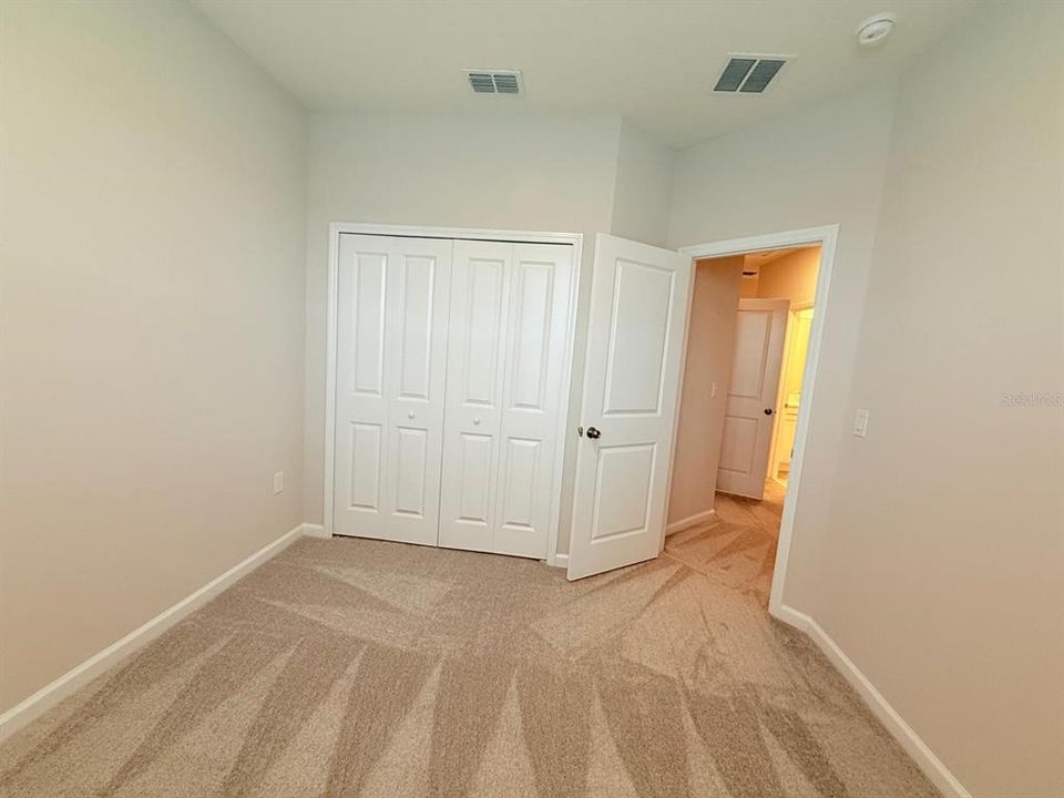 For Rent: $2,100 (3 beds, 2 baths, 1691 Square Feet)