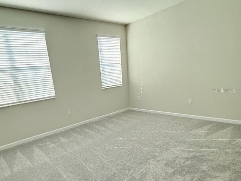 For Rent: $2,100 (3 beds, 2 baths, 1691 Square Feet)