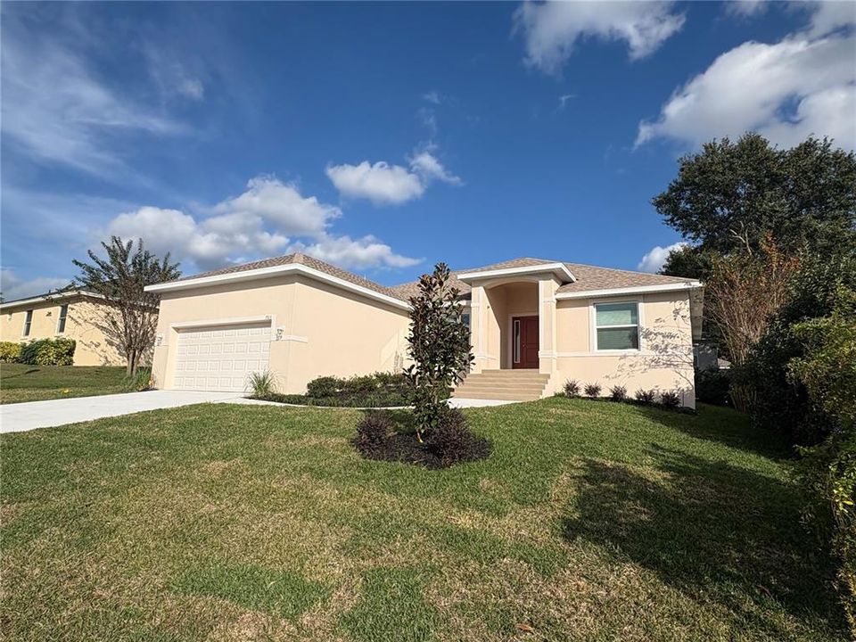 For Sale: $434,900 (3 beds, 2 baths, 1838 Square Feet)