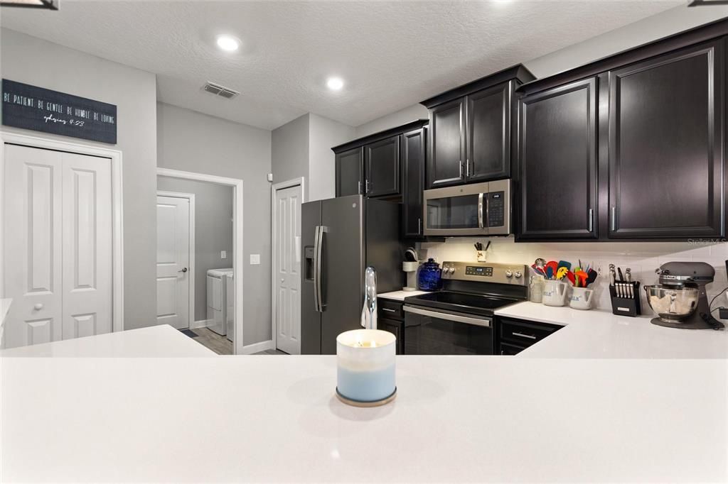 For Sale: $267,000 (2 beds, 2 baths, 1394 Square Feet)